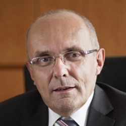 File:Kamil Jankovský 2010.jpg